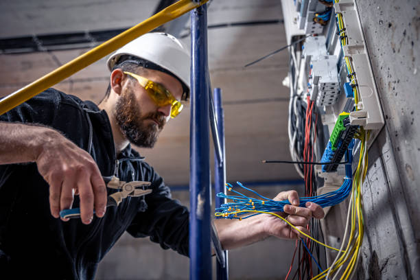 Best Emergency Electrical Repair  in New Berlin, IL